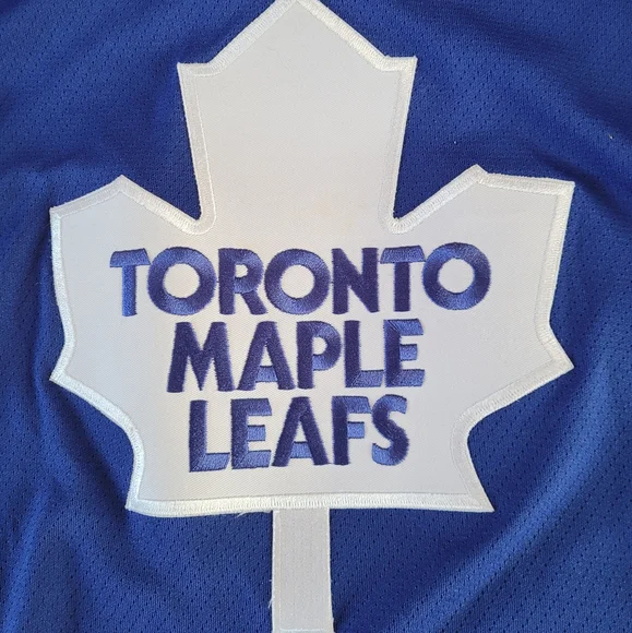 Toronto sz xl. Maple Leafs hockey jersey - Picture 3 of 12